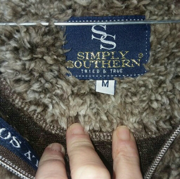 Pullover - Picture 3 of 3